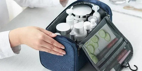 Trousse de toilette : Le Guide Complet pour Choisir Votre Compagnon de Voyage Idéal