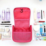 Trousse de Toilette Crochet Travel Bag™