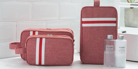 Quelle Taille de Trousse de Toilette Choisir ? Le Guide Complet 2025