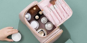 How to prepare your makeup vanity or makeup bag? 