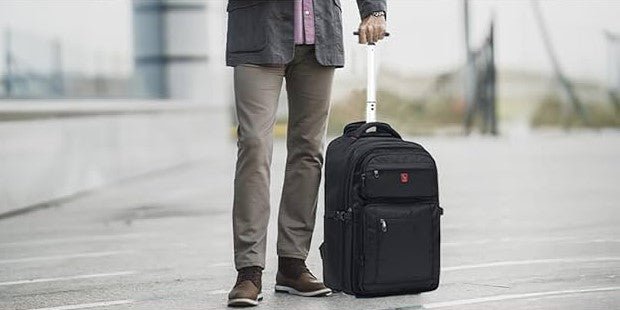 Voyagez Léger : Le Sac à Dos Voyage avec Roulettes