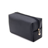 Trousse de maquillage de voyage noir vue de face – Trousse de Maquillage de Voyage | Sogaïa