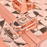 Mallette de maquillage rose gold détail fermeture – Mallette de Maquillage Rose Gold | Sogaïa