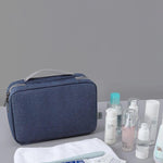 Toiletry Bag with Travelsky™ Hook